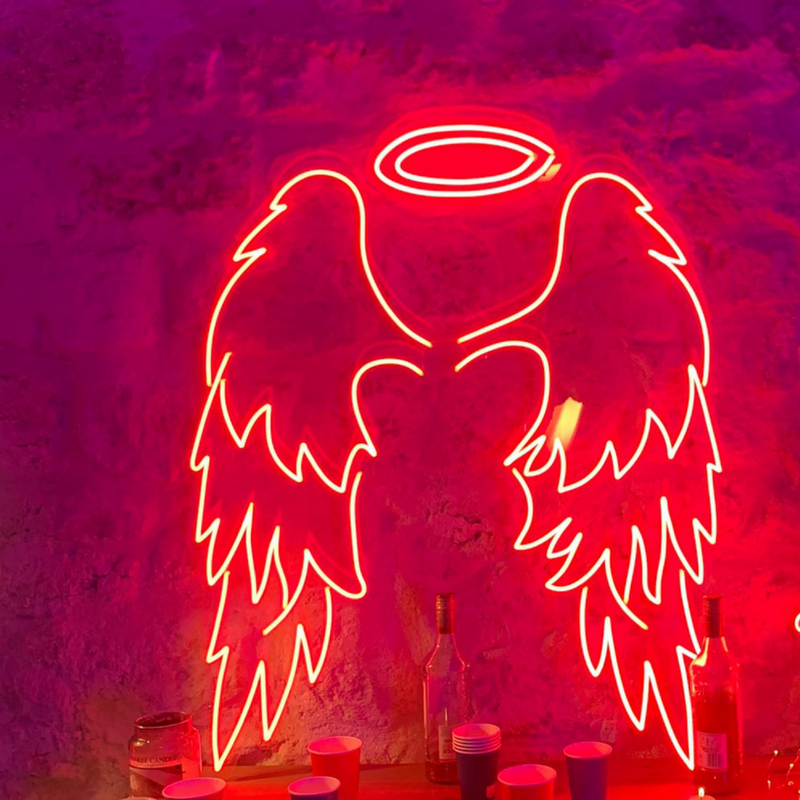 „ANGEL“ – LED-Leuchtreklame