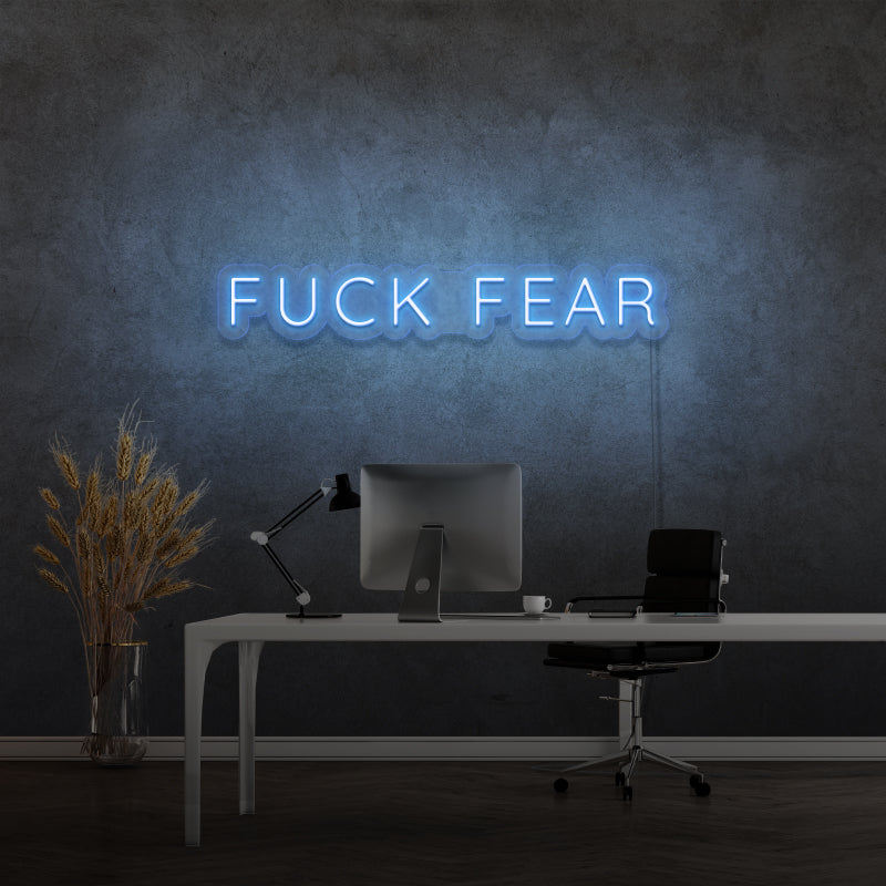 'FUCK FEAR' - signe en néon LED