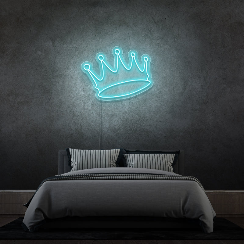 „CROWN“ – LED-Neonschild