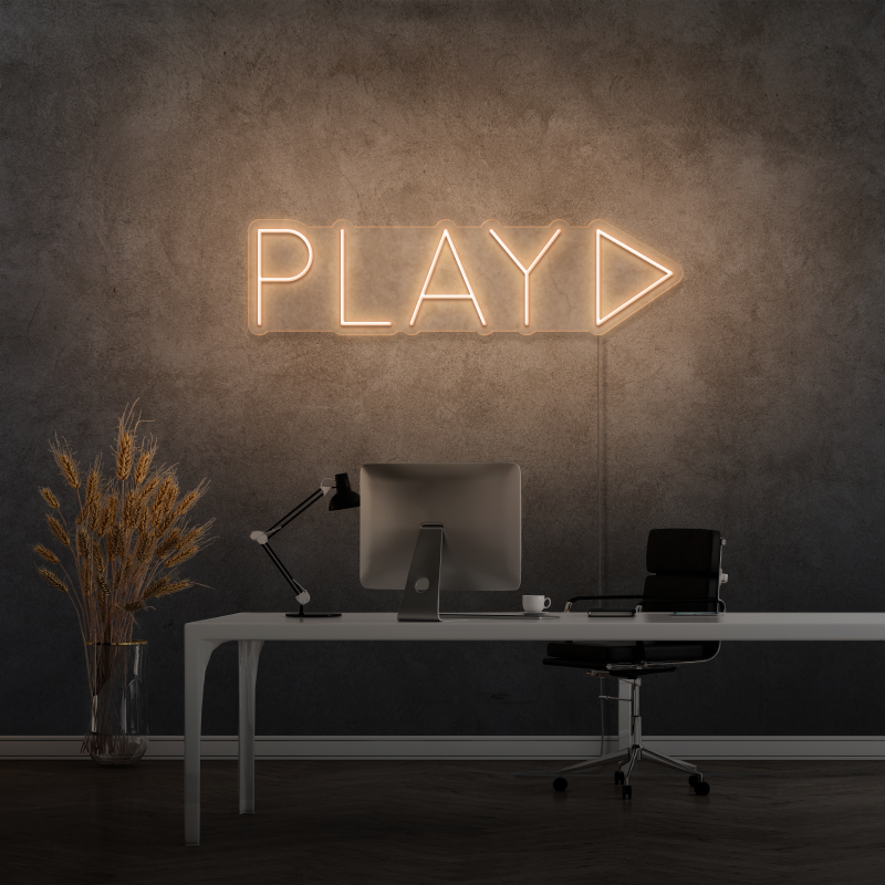 „PLAY“ – LED-Leuchtreklame