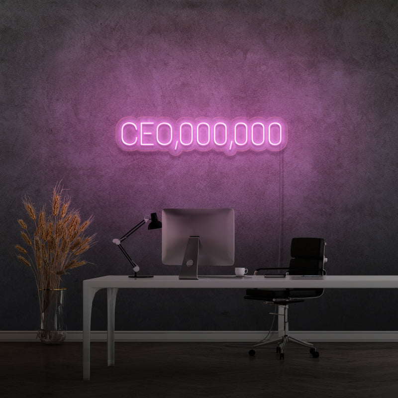 'CE0 000 000' - signe en néon LED