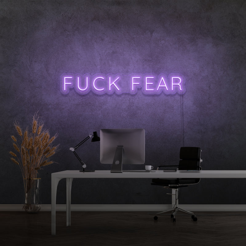 'FUCK FEAR' - letreiro de néon LED