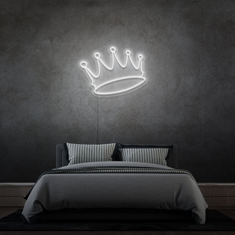 „CROWN“ – LED-Neonschild