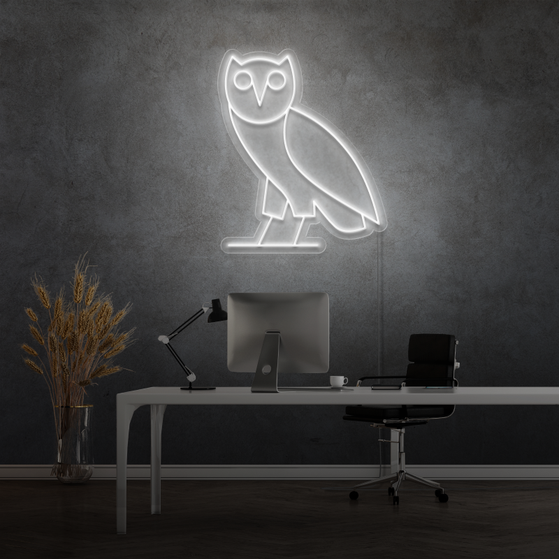 „OWLS“ – LED-Leuchtreklame